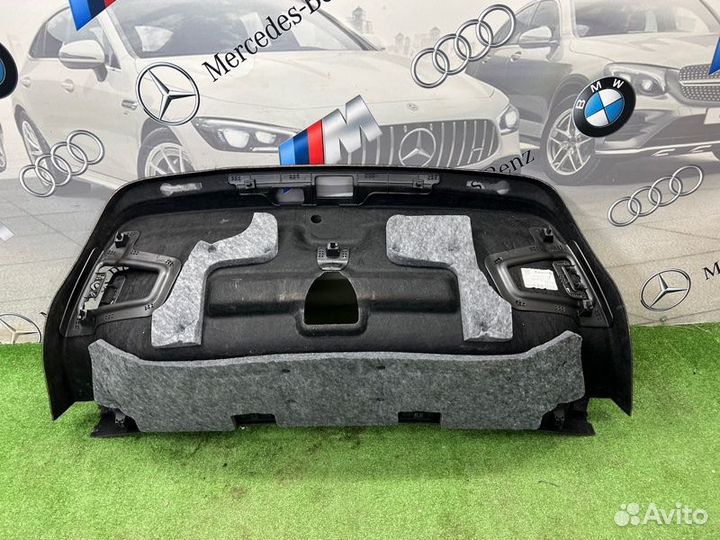 Обшивка крышки багажника Audi A6 C8 dlha 2021