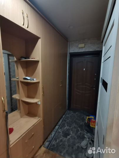 Шкаф в прихожую