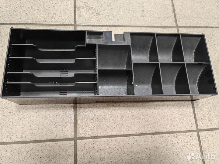 Денежный ящик для монет