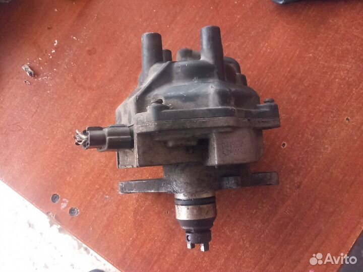 Nissan cube z11 трамблёр