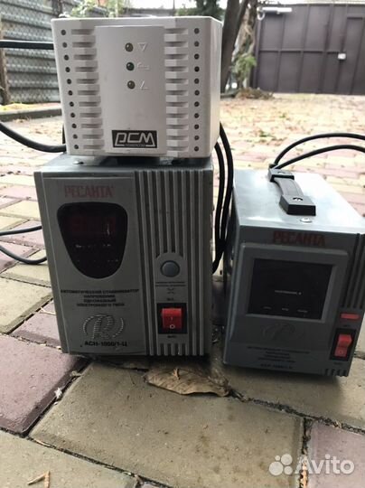 Стабилизатор напряжения