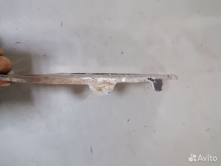 Пыльник маховика Audi 80 B3 1.6 DT 1986-1991