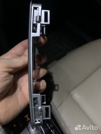 Планка на центральной консоли w212