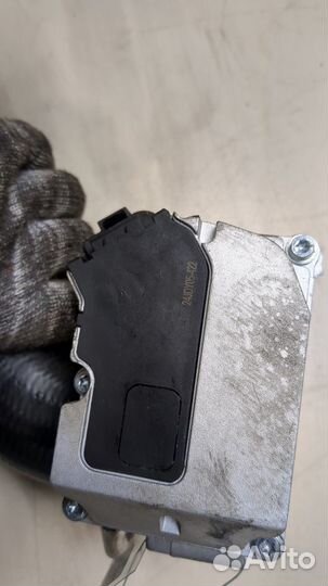 Заслонка дроссельная Volkswagen Touareg, 2009