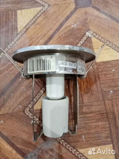 Светильники поворотные б. У