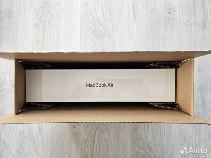 Ноутбук Apple MacBook Air 13 M1/8Gb/256Gb