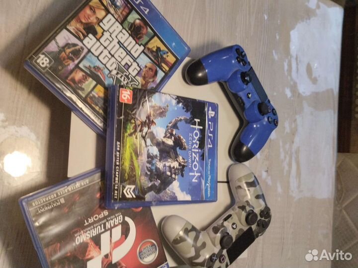 Sony PS4 slim. 500 гб белая