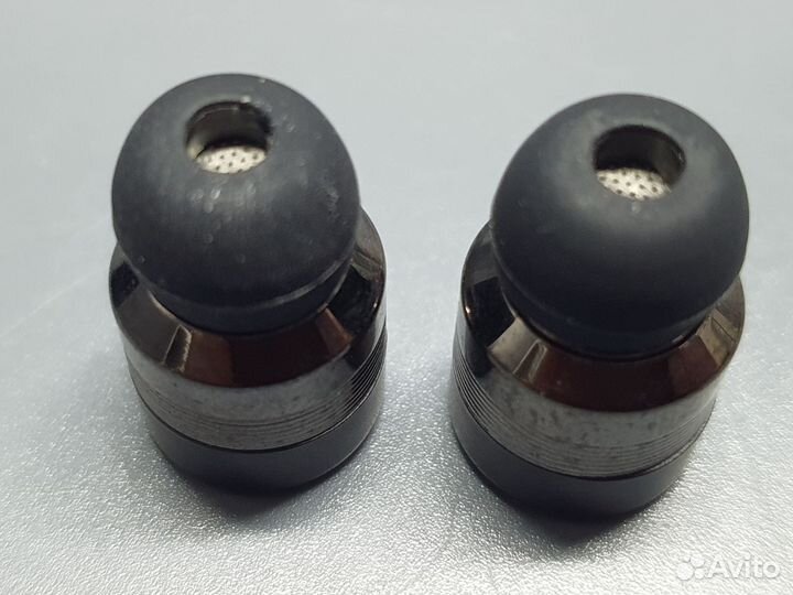 Беспроводные наушники Motorola VerveBuds 110