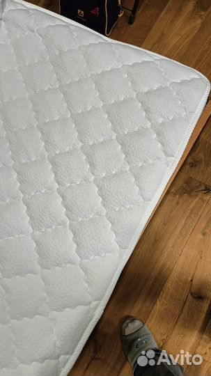 Кровать двухспальная с матрасом IKEA