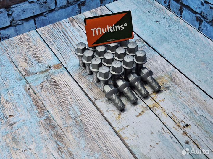 Колесные болты Mercedes AMG