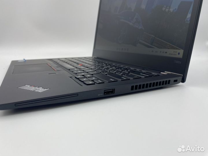 Lenovo ThinkPad T480S i7-8650U/16/256