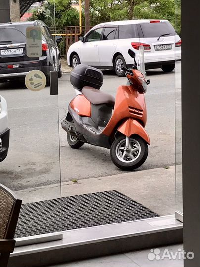 Мопед honda lead 100