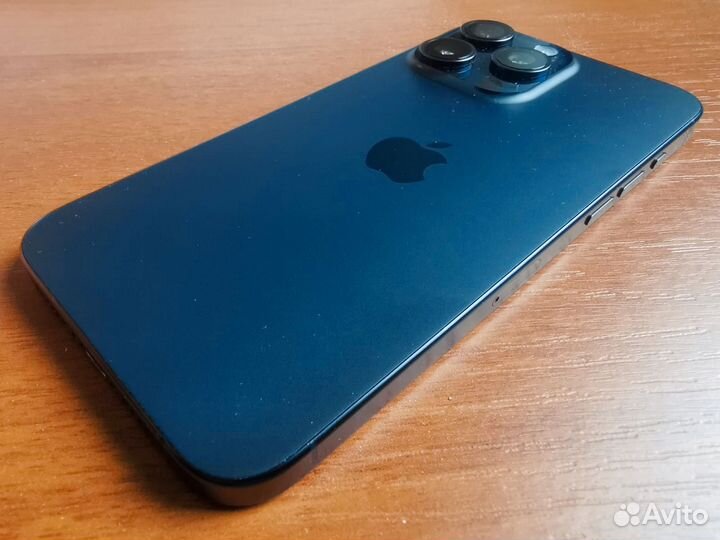 iPhone 15 Pro Max, 256 ГБ