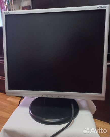 Монитор NEC LCD190V-BK