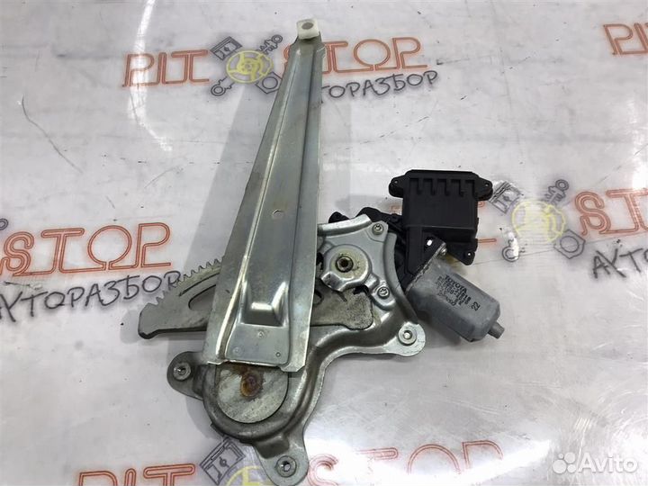 Стеклоподъемник задний правый Toyota Camry (ACV40