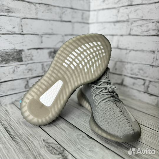 Кроссовки Adidas Yeezy boost 350