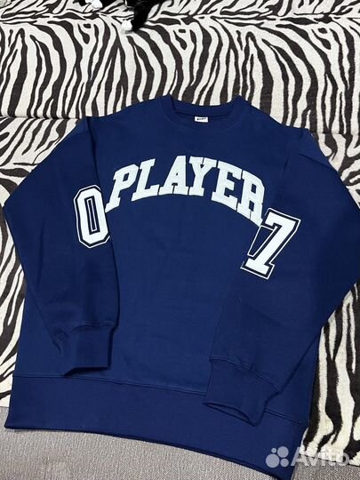 Свитшот DUB (Pull&Bear)