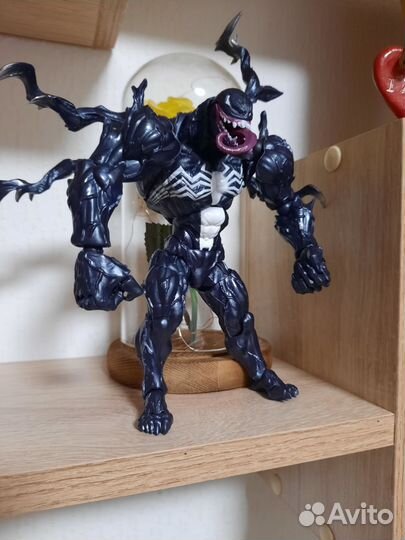 Фигурка Веном/Venom 18 см