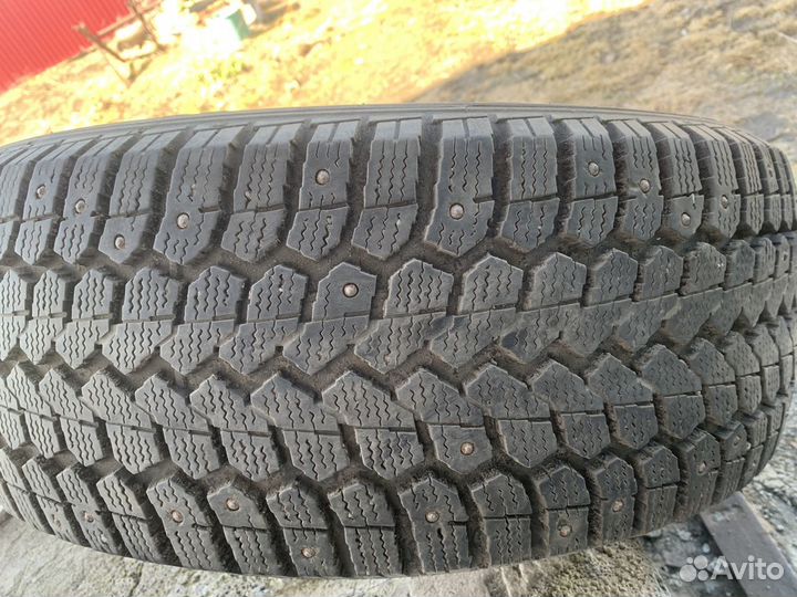 Nord Wolf Cargo 215/55 R16