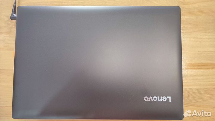 Ноутбук lenovo