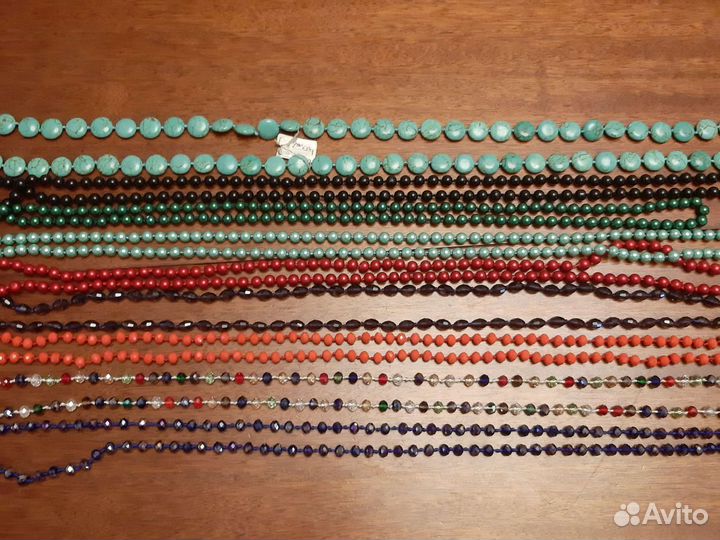 Бусы из натуральных камней