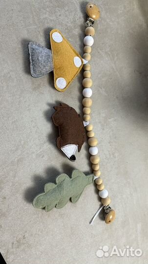 Деревянная подвеска