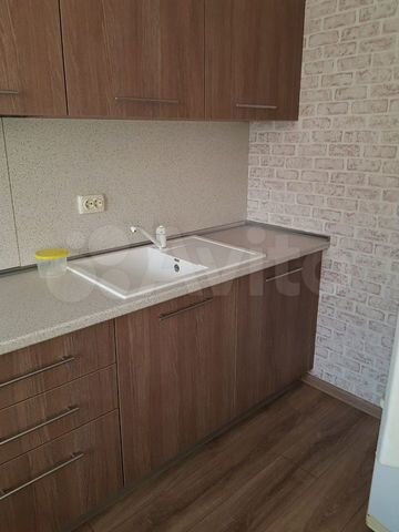 1-к. квартира, 42 м², 2/5 эт.