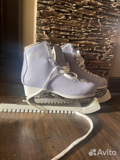Коньки Фигурные женские 41 размер