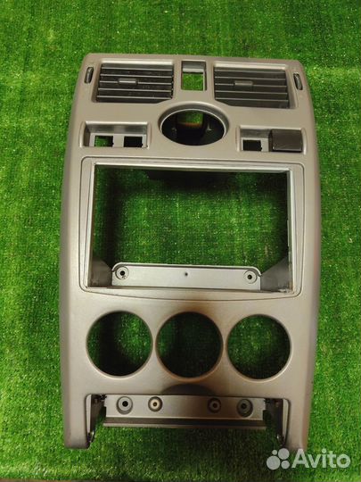 Центральная консоль LADA priora 2 din