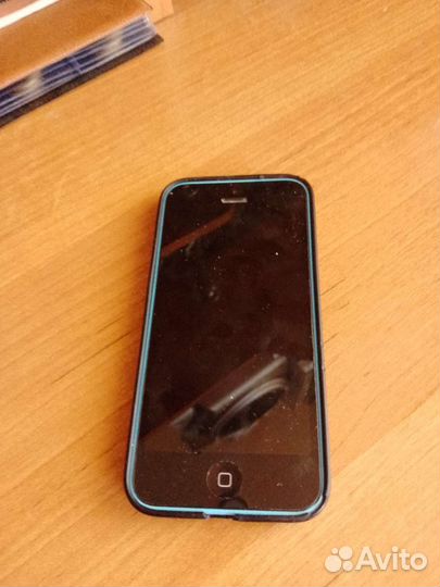 Телефон iPhone 5с