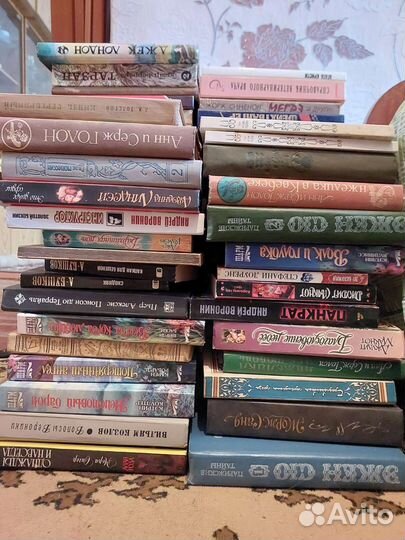 Советские книги разных жанров