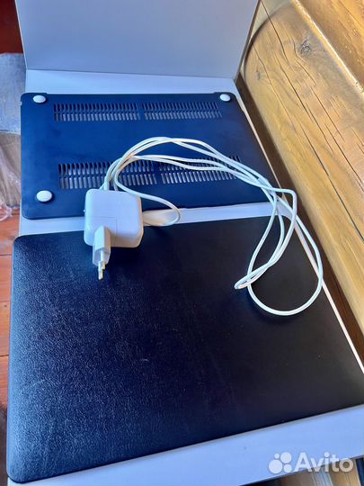 Macbook Air 13 M1 8 256