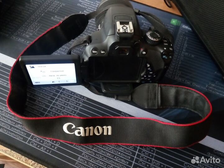 Фотоаппарат canon EOS 650D