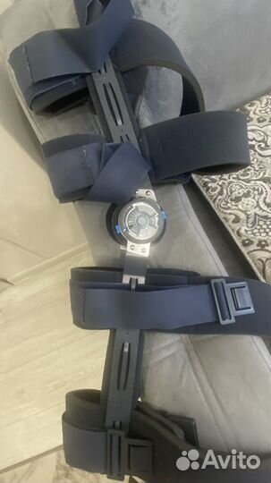 Коленный ортез регулируемый