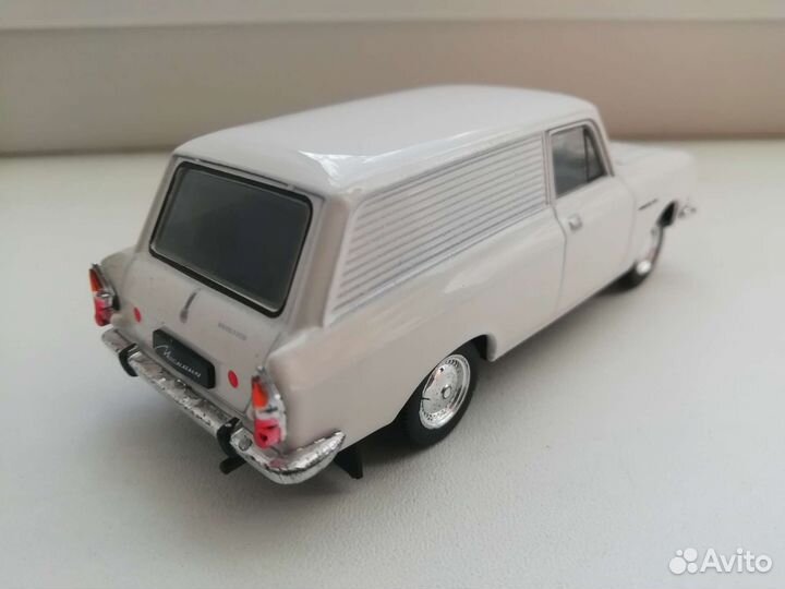 Модель автомобиля Москвич 2734