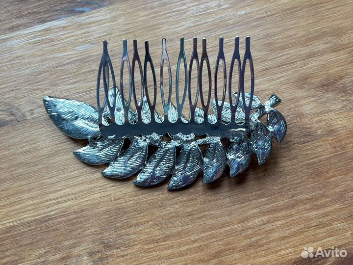 Заколка-гребень