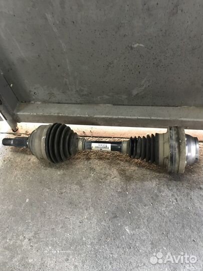 Привод передний туарег 2003-2010