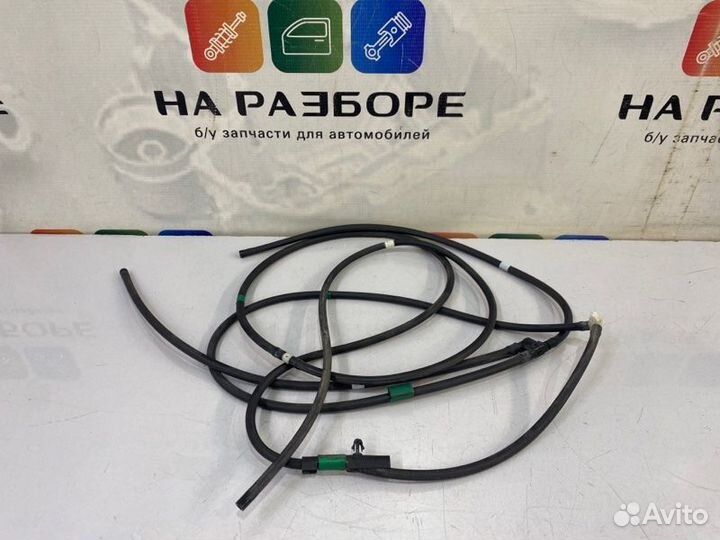 Шланг форсунок омывателя Toyota Rav4 XA40 2AR-FE