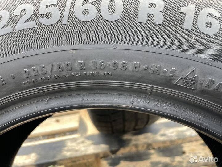 Continental ContiWinterContact TS 830 P 225/60 R16