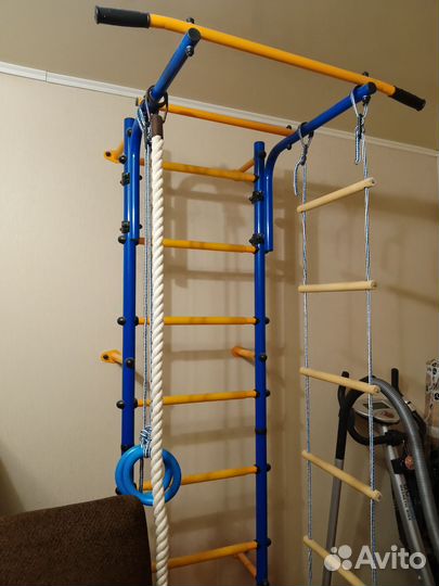 Спортивный уголок шведская стенка