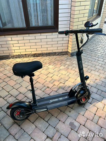 Электросамокат kugoo m4