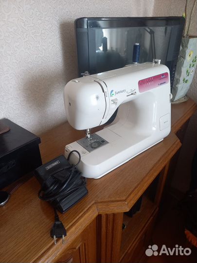 Швейная машина Jaguar