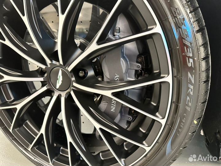 Aston Martin DB12 4.0 AT, 2024, 50 км