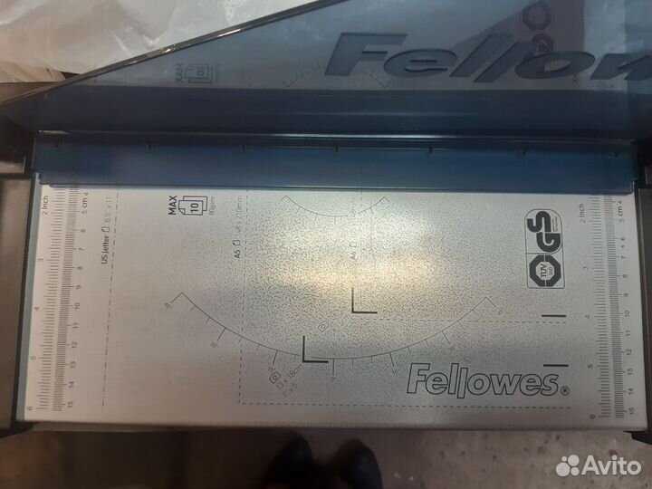 Резак для бумаги Fellowes Fusion A4