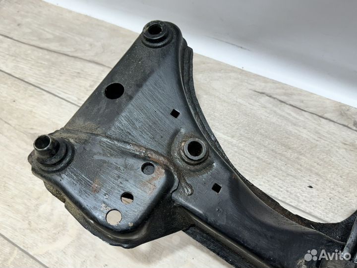 Балка передняя Bmw e46