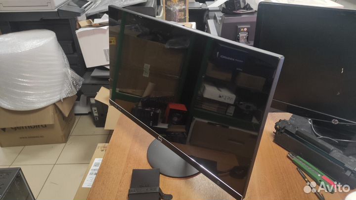 Игровой моноблок i7-7700HQ/GTX1050Ti/8gb/SSD