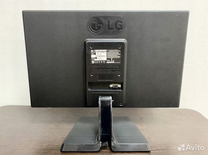 Монитор LG Flatron e 1942c