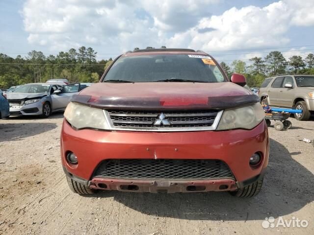 Фара от Mitsubishi Outlander XL 2005-2009