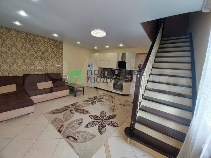 Таунхаус 101 м² на участке 3 сот.