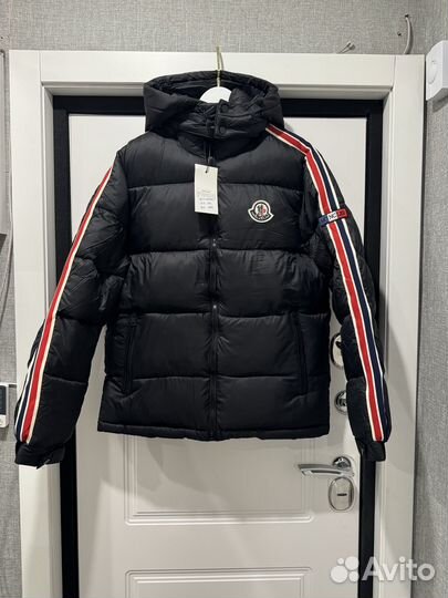 Зимняя куртка moncler